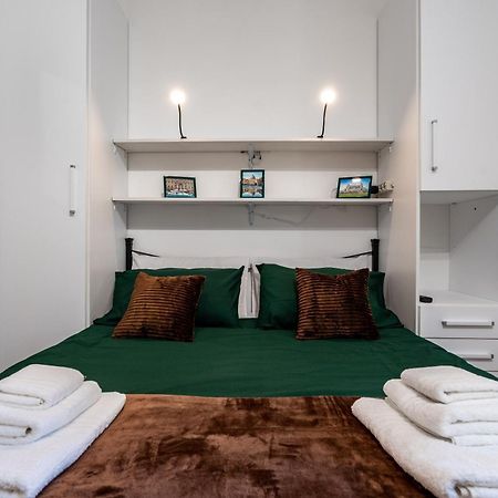 A Due Fermate Dal ColosseoWi-Fi & Netflix Gratis Appartement Rome Buitenkant foto