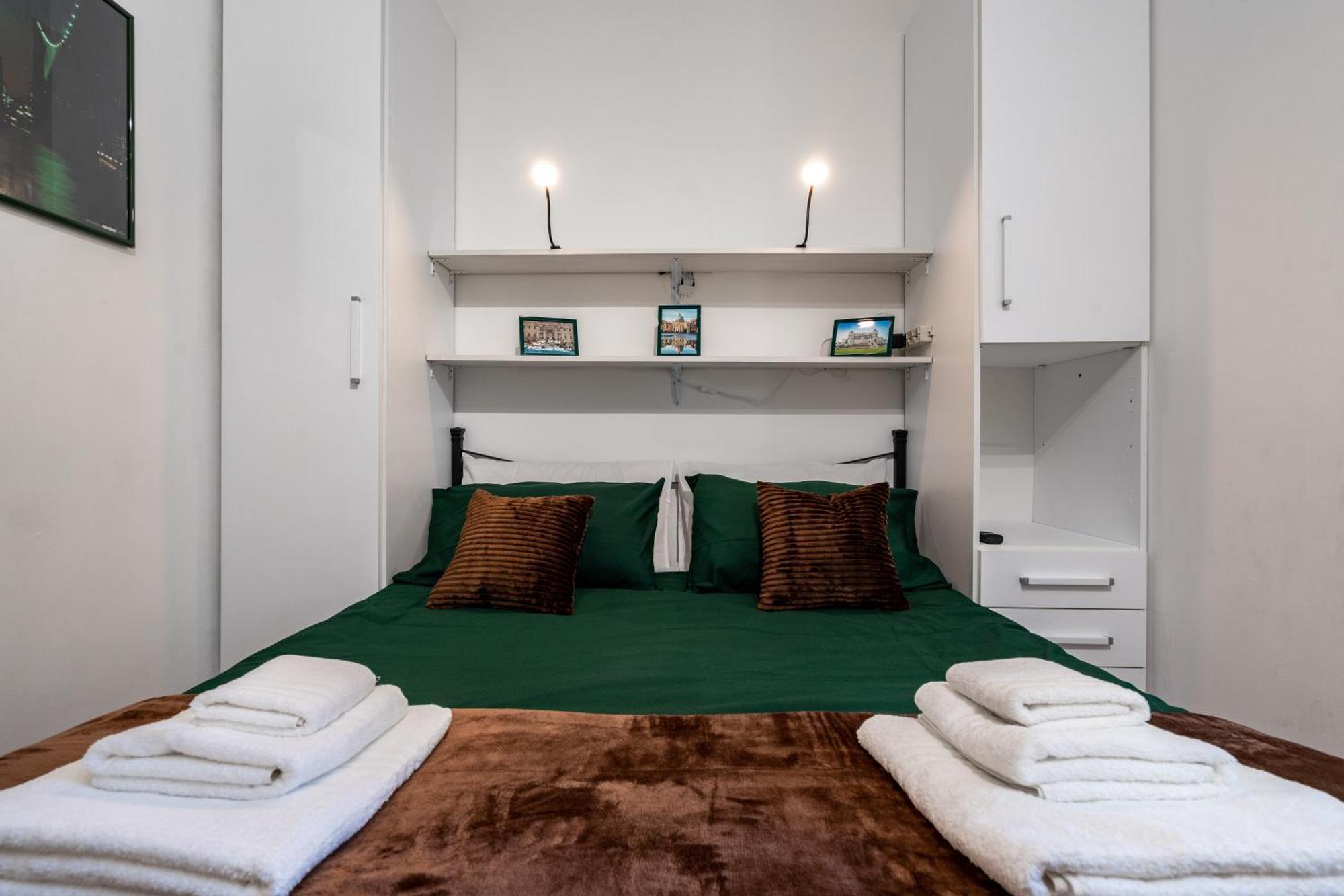A Due Fermate Dal ColosseoWi-Fi & Netflix Gratis Appartement Rome Buitenkant foto